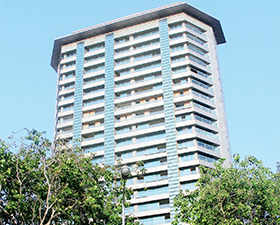 mukesh ambani 1500 cr gifted house